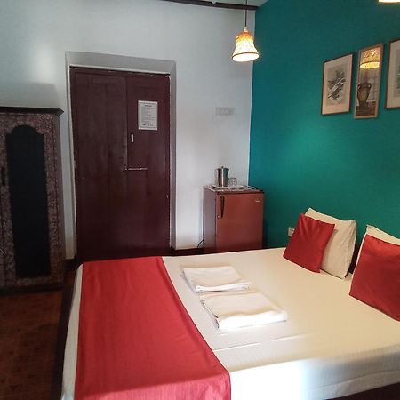 O Camarao Hotel กาลังกูติ ภายนอก รูปภาพ