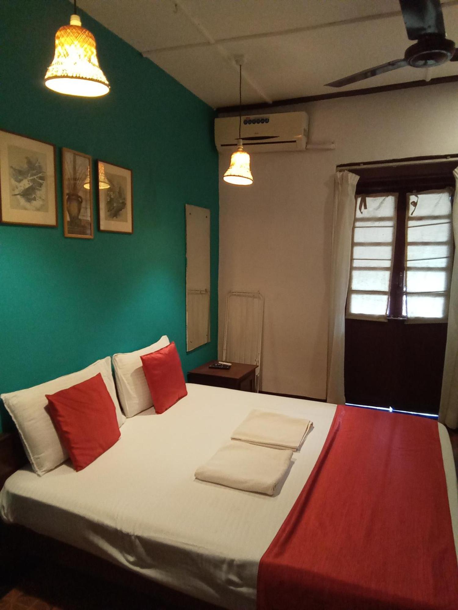 O Camarao Hotel กาลังกูติ ห้อง รูปภาพ